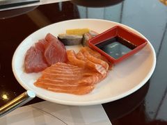 -荣誉国际酒店-云顶旋转餐厅