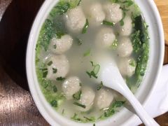 黄花鱼丸子疙瘩汤-槐念海鲜蒸包(三八广场店)