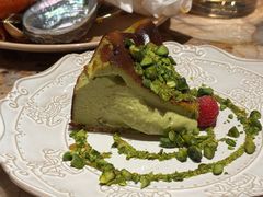 开心果巴斯克芝士蛋糕-BROWNSTONE布朗石西班牙餐厅(富城店)