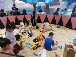 -卡通尼乐园(重庆南坪协信星光店)