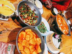 -老滇山寨•云南特色菜•地方菜•民族风情歌舞表演(金碧店)