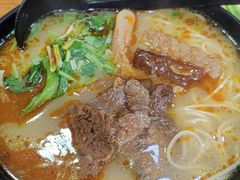 -志权牛肉面(灵山路店)