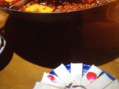 -白乐天毛肚火锅馆(解放碑店)