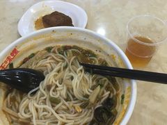 -丽丽三鲜螺蛳粉(田林路店)