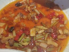 -严记小天府酸菜鱼(西四路店)