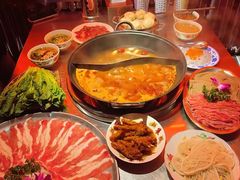 -朱光玉火锅馆(小寨原力场店)
