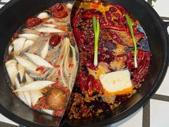 -贰回巷火锅馆(钟楼店)