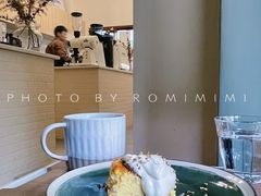 -SAFARI COFFEE