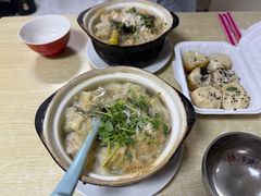 -小许三鲜砂锅馄饨店(家多乐烟酒店)