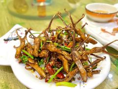 -超越海鲜屋(飞龙物业店)
