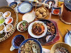 -包整·丝娃娃(一览甲秀楼风景店)