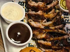 -Ribs & Burgers The Rocks
