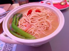 扬州大煮干丝-桂满陇·手作小笼包&江南叫花鸡(中山公园店)