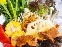 -八珍玉食鸡煲·打边炉(印象城店)