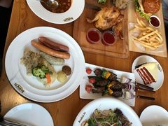 -LENBACH兰巴赫西餐啤酒坊(大连星海广场店)
