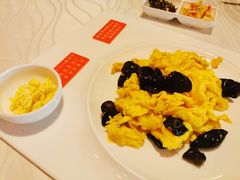 黑木耳炒土鸡蛋-深山老屋(国顺东路店)