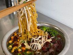 -老五鸡丝豆花面粉(瑞金北路68号院店)