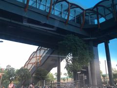 -康新公路(地铁站)