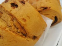 -李与白包子铺(桐梓林店)