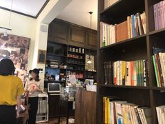-良友书坊(安徽路店)
