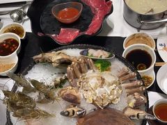 -红鼎豆捞·非遗鲍皇汤火锅(宝丰路店)