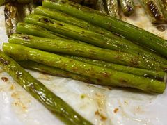 -蚝哥花姐湛江烤生蚝(美丽湾市场店)