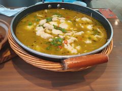 -有红鸡毛店·川菜(建设路店)