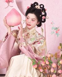 -薇薇新娘婚纱摄影连锁品牌(瘦西湖店)