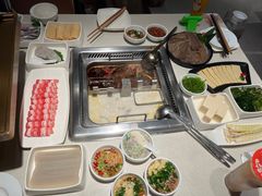 -海底捞火锅鲜切牛肉主题店(长寿路店)