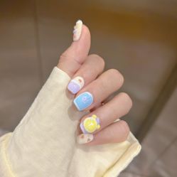 -UGIRL有个美甲