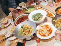 -嫩芽 ·地道重庆菜(十八梯露台夜景店)