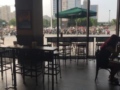 -星巴克(南通世茂广场店)