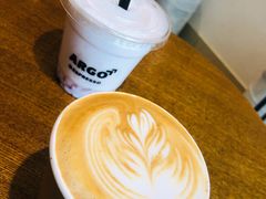 草莓牛乳-Joymean coffee.见面咖啡