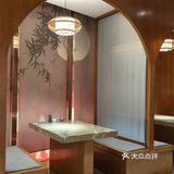 在南昌！洪都大道上！洽角聂！