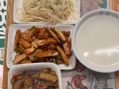 -老乡鸡(上海白玉兰广场店)