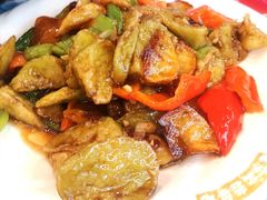 地三鲜-悦府东北私房菜·饺子王·铁锅炖(长白山万达店)