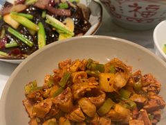 -孔雀云贵川·融合菜(长宁来福士店)