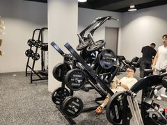 -TMG潮流健身(奥体莲荷里店)
