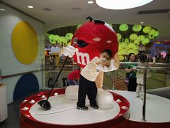 -m豆巧克力世界(上海世茂广场店)