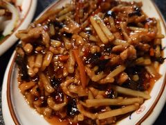 鱼香肉丝-青麻椒川菜小馆(群力新苑店)
