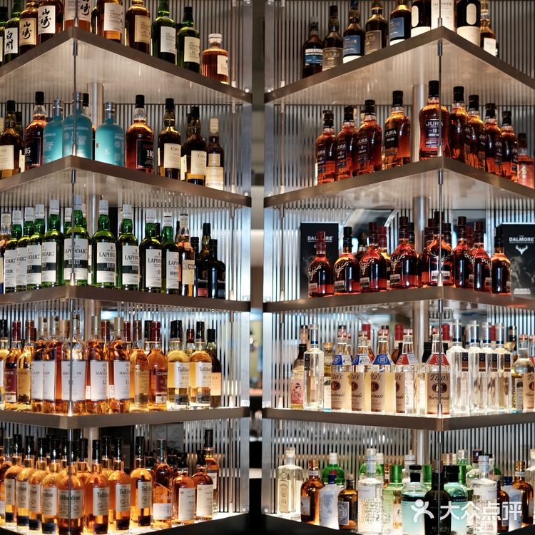 深圳新店|藏在万象天地超有氛围的餐酒吧