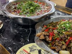 -廖哥泡椒兔(峨眉店)