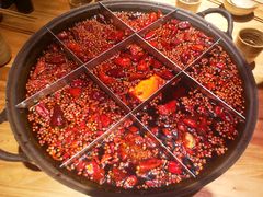 -白乐天毛肚火锅馆(解放碑店)