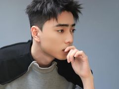 -鸿通城购物中心