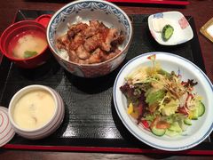 烧肉饭-翔峰炭火鳗鱼(悦泰街里公寓店)