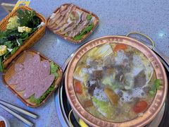 -阿婆情腊排骨火锅(金虹路店)