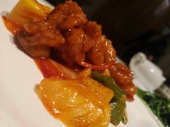 菠萝咕噜虾球-衡山汇·高级粤菜(霄云路店)