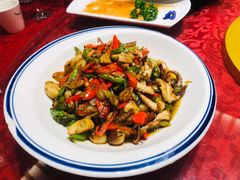 尖椒酸菜鱿鱼-紫腾大院·南京菜(江宁店)