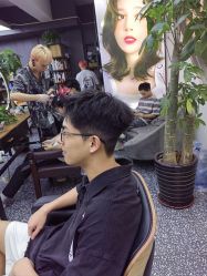 -藤野造型专业烫染接发