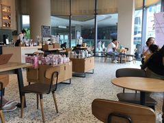 大堂-星巴克臻选(深圳欢乐港湾店)